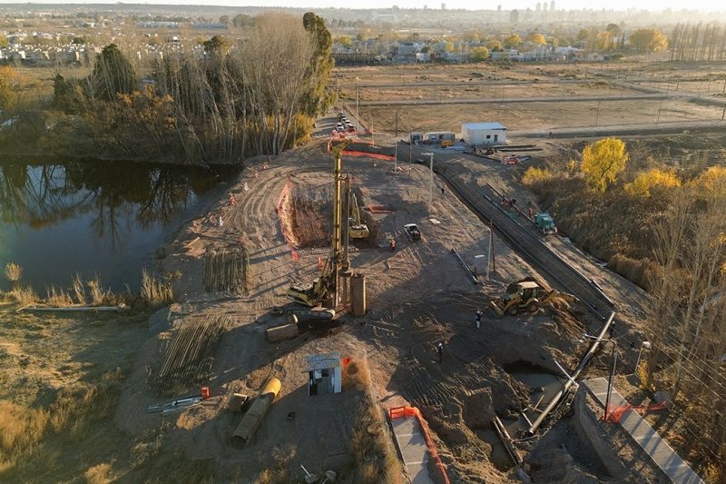 Neuquén capital: comenzó la construcción del puente en calle Anaya