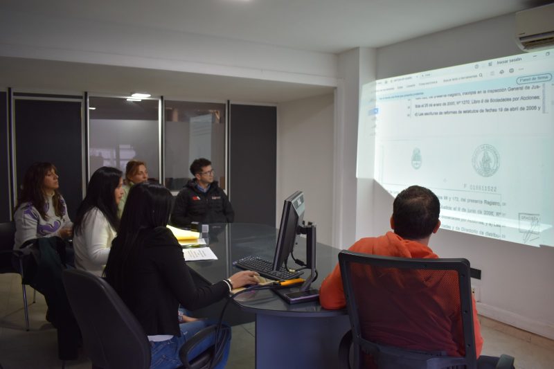 La Subsecretaría de Recursos Hídricos incorporará 10 camionetas para tareas territoriales