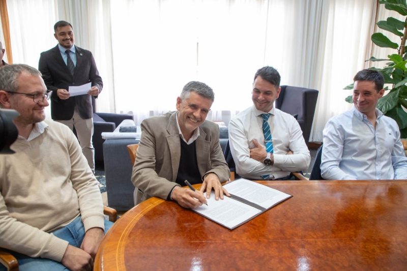 La Provincia avanza en obras clave de conectividad en Villa Traful y Rincón de los Sauces