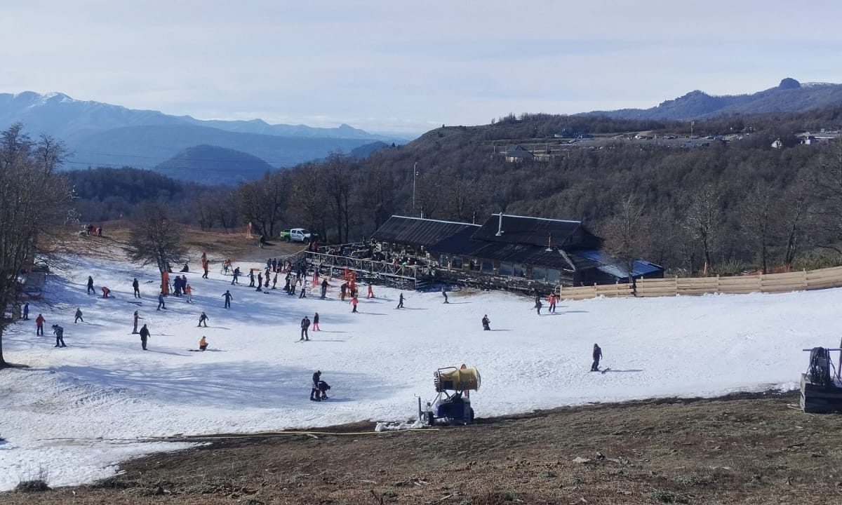 Recursos Hídricos realizó un monitoreo de calidad del agua en la base del cerro Chapelco