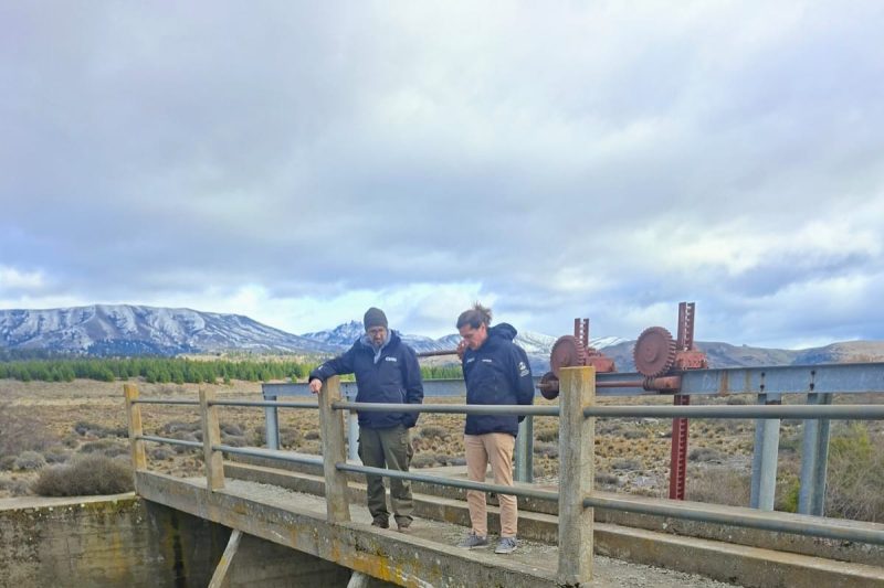 Recursos Hídricos y el CEAN avanzan en el reacondicionamiento del Canal San Cabao